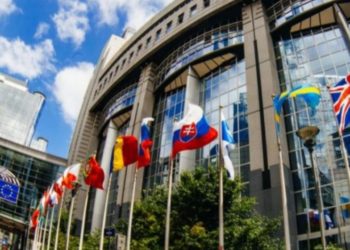 Raporti i BE-së: Kosova ka plotësuar kriteret për heqjen e vizave që në vitin 2018