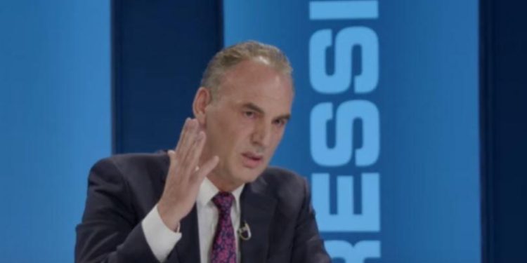Limaj i ashpër me Qeverinë Kurti: Asnjë baski nuk e ka ngulë