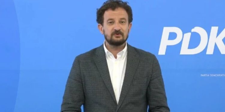 PDK: Kurti po e vendos Kosovën në pozocione të kundërta me partnerët ndërkombëtar