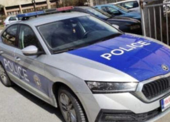Serbët kidnapuan të riun shqiptar në veri, sulmuan edhe kameramanin që po xhironte ngjarjen