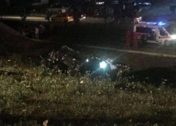 Një 17 dhe një 19 vjeçar vdesin në një aksident rrugës për në Mitrovicë