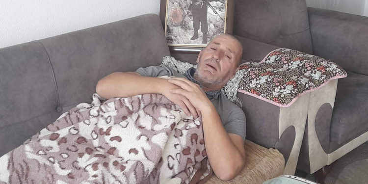 Kërkohet ndihmë për Bedri Hysenin veteranin e UÇK-së nga Brigada “141 Mehë Uka”, i duhet operim në kokë jashtë vendit
