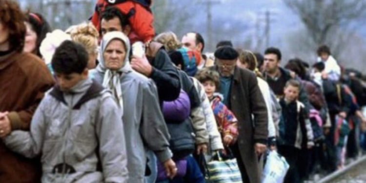 Historia e vajzës nga Mitrovica që për 23 vjet jetoj me një copëz granate nën gjuhë