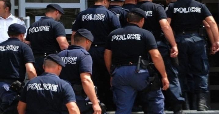 Lajmi i fundit : Policia merr vendim që të kthehen të gjithë policët nga pushimi, për 1 orë duhet të dalin të gjithë në punë