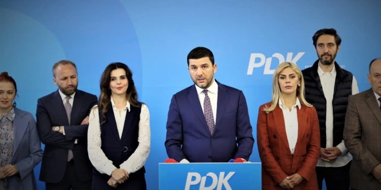 Çka po paralajmëron PDK-ja: Po bëhemi gati ta rrëzojmë qeverinë