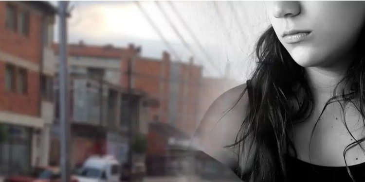 15-vjeçarja në Mitrovicë që u raportua e zhdukur thotë se kreu marrëdhënie seksuale me një të rritur, arrestohet një i dyshuar