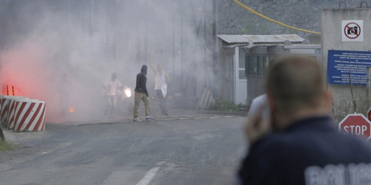 “Nacionalistë serbë paralajmërojnë heqjen e pikës kufitare mes Kosovës dhe Serbisë në Jarinjë”