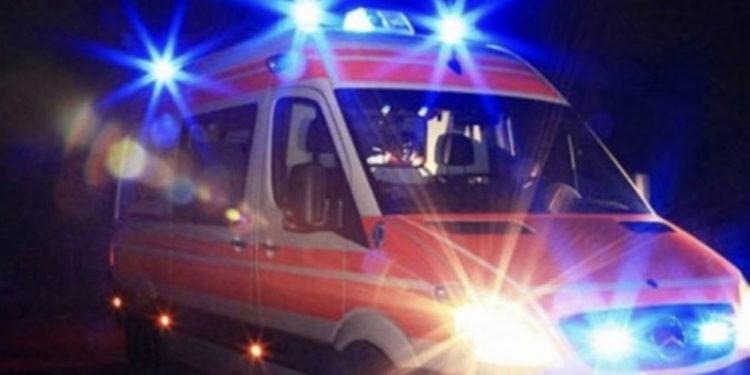 Aksident i rëndë trafiku në rrugën nacionale drejt Mitrovicës, tetë persona barten në spital