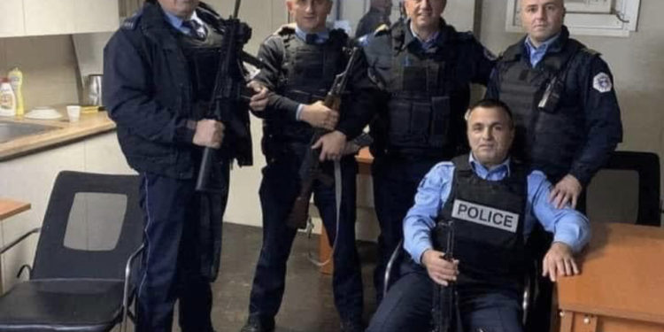 Ekskluzive: Policët e bllokuar në Leposaviq ndërrohen pas dy jave