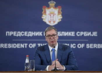 LAJMI I FUNDIT: Serbia vendos t’ia dërgojë KFOR-it kërkesën për dërgimin e trupave të saj në Kosovë