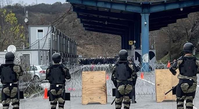 KFOR: Brenda protestuesve në Jarinjë ka mundur të ketë grupe të organizuara kriminale