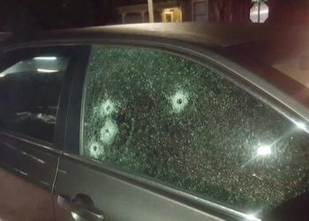 Gjuhet me plumb vetura e mitrovicasit, policia gjen një predhë arme