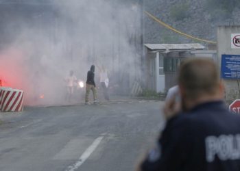 “Nacionalistë serbë paralajmërojnë heqjen e pikës kufitare mes Kosovës dhe Serbisë në Jarinjë”