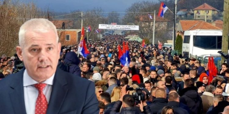 Situata në Veri: Shpërthime, protesta e incidente – për çka do të njoftojë Sveçla në konferencën e thirrur nga Mitrovica