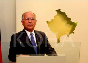 Ischingeri i reagon Bërnabiqit: Nuk zgjidhen problemet duke nxitur dhunë