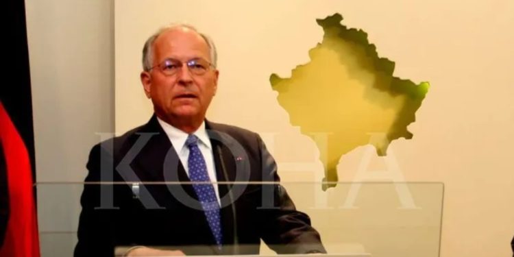 Ischingeri i reagon Bërnabiqit: Nuk zgjidhen problemet duke nxitur dhunë