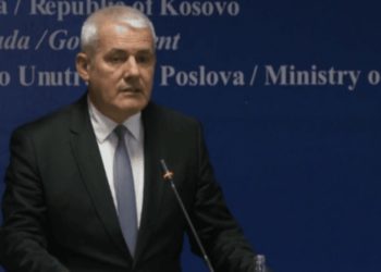 Sveçla: Nuk jemi të interesuar për luftë, Serbia po angazhohet që barrikadat të prodhojnë viktima