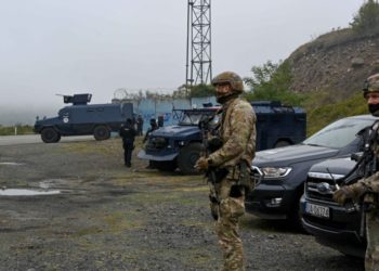 KFOR-i: Ushtria serbe s’ka nevojë për autorizim për të lëvizur në territor të saj, FSK nuk mund të shkoj në veri pa miratimin tonë