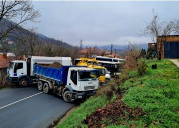 Nis largimi i barrikadave në Rudarë të Zveçanit