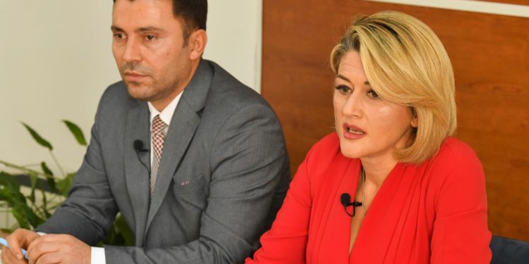 Deklarohen nga Vetëvendosje: Nuk e votojmë tërheqjen e Trustit