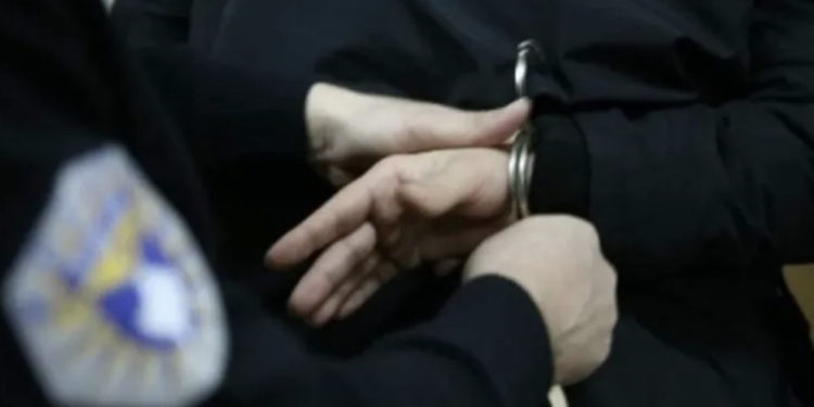 Arrestohet në Mitrovicë i kërkuari për falsifikim dokumentesh