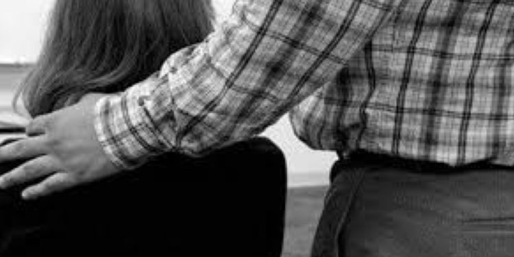 Ky është mësuesi që dyshohet se ngacmoi seksualisht nxënësen e klasës së 6-të në Vushtrri