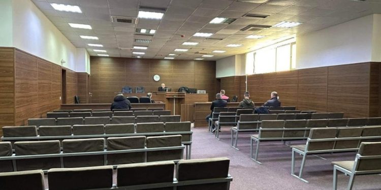 Përfundon seanca ndaj Azem Kurtajt