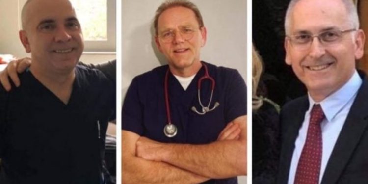 Skandali në Spitalin e Vushtrrisë: Arrestohen dy kirurgët e dyshuar për korrupsion, të tretit policia i kërkon të dorëzohet