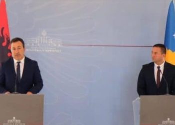 Mehaj telefonon Peleshin, e vë në dispozicion FSK-në për ndihmë, pas tërmetit në Shqipëri