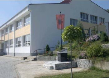 Sherr në shkollën fillore në Kçiq të Madh, arsimtarja e denoncon drejtoreshën për ngacmim