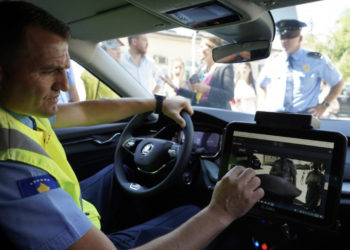 Policëve nuk u paguhet rrezikshmëria, në bankë u dalin më pak para se muajve të kaluar