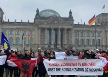 “Kundër bosnjizimit të Kosovës”, në Gjermani protestohet kundër Asociacionit