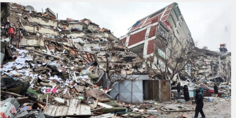 Turqia goditet sërish nga dy tërmete të mëdha