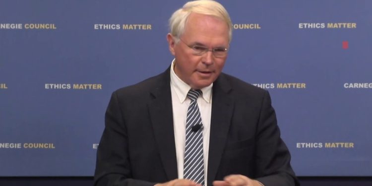 Hill për takimin e sotëm: Nuk pres rezultat të menjëhershëm, e rëndësishme të realizohet Asociacioni