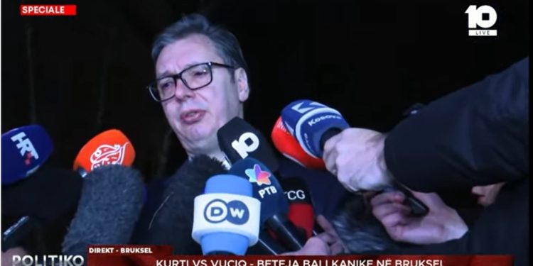 Vuçiq në konferencë: Kurti kërkon planin evropian, ne duam Zajednicën