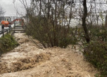 Vërshimet në veri: S’ka kryetar, bllokohen 300 mijë euro