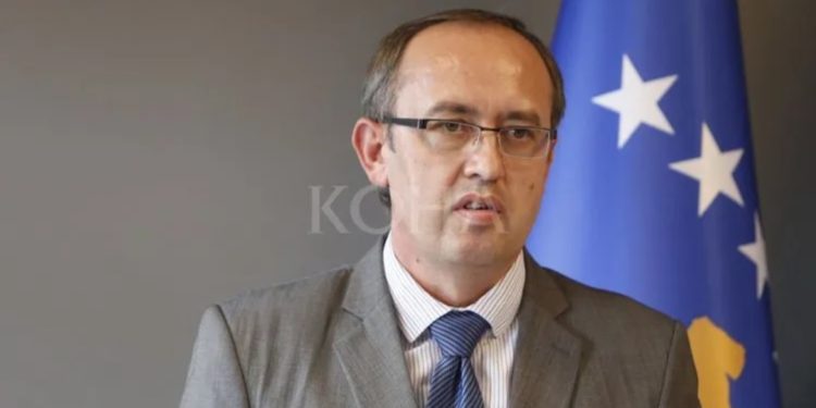 Hoti: Vetëvendosja i ka mashtruar qytetarët për 15 vjet