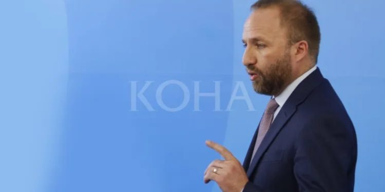 Tahiri: Kurti i ka sjellë Kosovës në tavolinë një marrëveshje të dëmshme