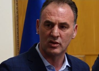 Limaj me akuza për Kurtin: Ka qenë gjithmonë në anën e kundërt të historisë