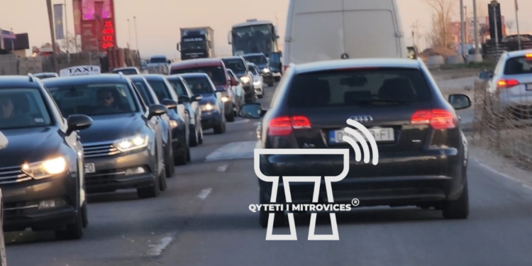 Tash e disa javë nuk ka punime në magjistralën Mitrovicë – Prishtinë, malltretimi vazhdon për qytetarët që udhëtojnë çdo ditë kësaj rruge