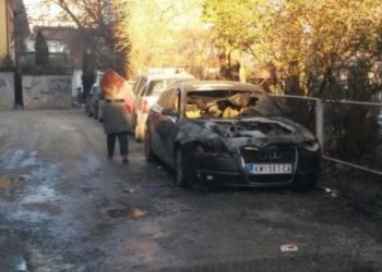 Policia deklarohet për djegien e tri vetura të tjera në Veri, kërkon ndihmë nga qytetarët për gjetjen e autorëve