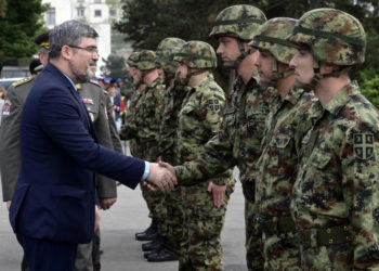 Deklarohet Beogradi zyrtar: Ushtria jonë niset afër Kosovës, e kemi njoftuar edhe NATO-n!