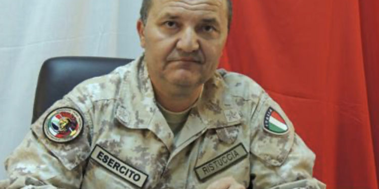 Komandanti i KFOR-it: Kosova dhe Serbia të marrin përgjegjësi për zhvillimet në veri