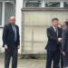 Përfundon takimi mes Lajçakut dhe kryetarit të Mitrovicës, Bedri Hamza