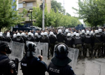 Kurti: Sa të ketë njerëz me maska në veri do të ketë edhe Njësi Speciale të Policisë atje