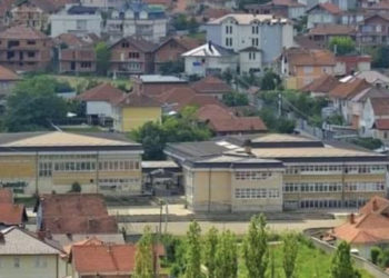Shkolla e Vaganicës s’gjen qetësi, dy nxënës rrahen mes vete, njëri dërgohet në Emergjencë tjetri në Polici