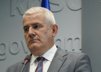 Sveçla: Policia e Kosovës konfiskoi në veri automjetin në kërkim ndërkombëtar