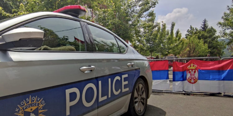 Shpërthime pranë stacioneve policore në Zveçan dhe Mitrovicë të Veriut