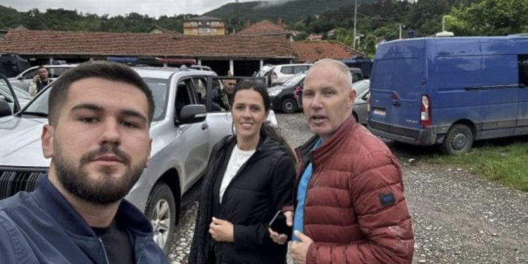 Ekipi i RTK-së që u sulmua nga bandat me maska në Leposaviq: Jemi mirë