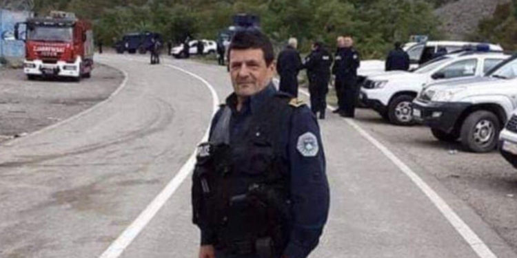 Polici nga Mitrovica i rrëmbyer serbët po i vështirësohet qëndrimi, pasi vuan nga astma dhe po i mungojnë barnat në burg